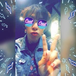 Meet your Posher, Vanessa